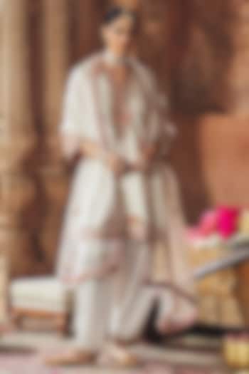 Daisy Ivory Pure Silk Banarasi Gota Patti Embroidered A-Line Kurta Set by Sheetal Batra at Pernia's Pop Up Shop