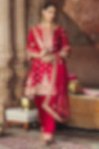 Hot Pink Pure Silk Banarasi Gota Patti Embroidered A-Line Kurta Set by Sheetal Batra at Pernia's Pop Up Shop