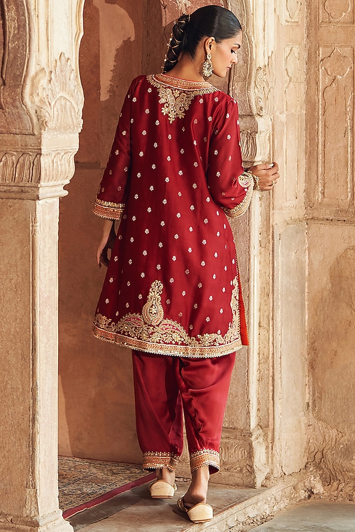Red Pure Silk Banarasi Gota Patti Embroidered A-Line Kurta Set by Sheetal Batra at Pernia's Pop Up Shop
