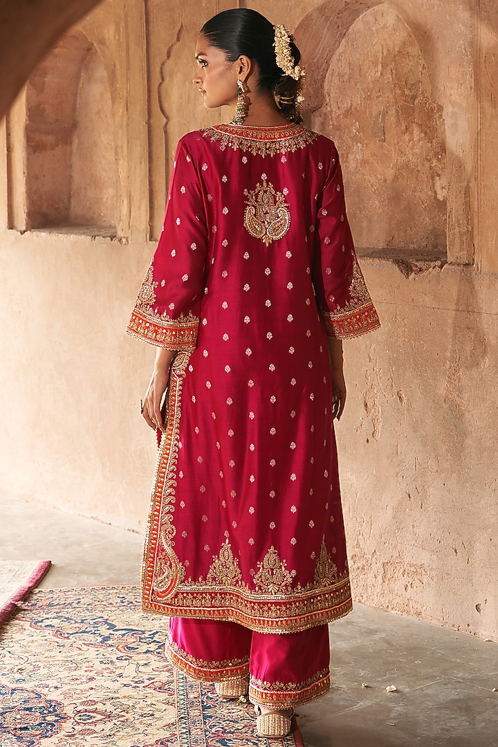 Hot Pink Silk Chanderi Kashmiri Tilla Embroidered A-Line Kurta Set by Sheetal Batra at Pernia's Pop Up Shop