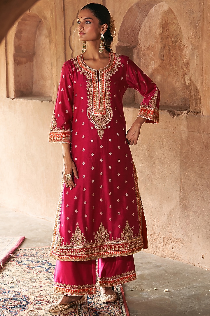 Hot Pink Silk Chanderi Kashmiri Tilla Embroidered A-Line Kurta Set by Sheetal Batra at Pernia's Pop Up Shop