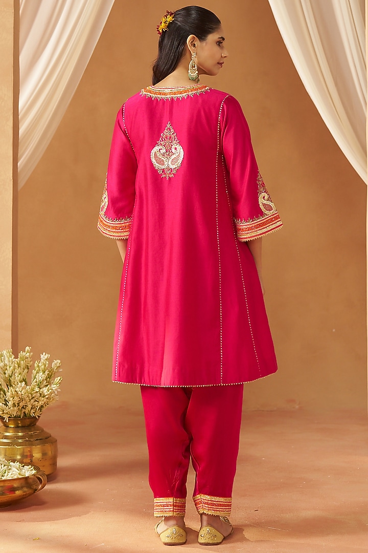 Hot Pink Pure Silk Chanderi Gota Embroidered Choga Kurta Set by Sheetal Batra at Pernia's Pop Up Shop