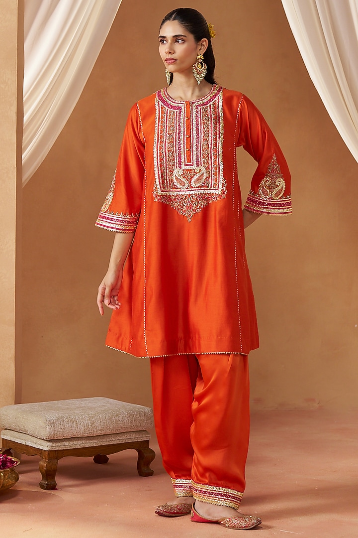 Burnt Orange Pure Silk Chanderi Gota Embroidered Choga Kurta Set by Sheetal Batra at Pernia's Pop Up Shop