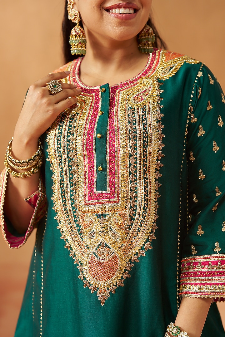 Emerald Green Pure Silk Chanderi Gota Embroidered Choga Kurta Set by Sheetal Batra at Pernia's Pop Up Shop