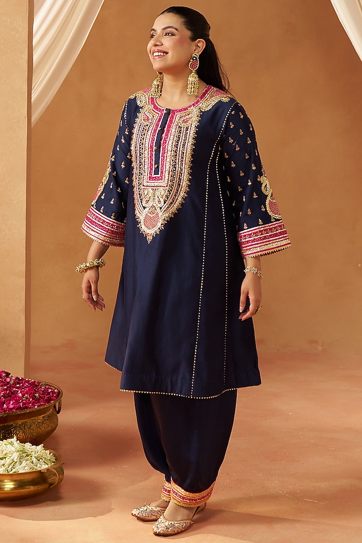 Deep Blue Pure Silk Chanderi Gota Embroidered Choga Kurta Set by Sheetal Batra at Pernia's Pop Up Shop