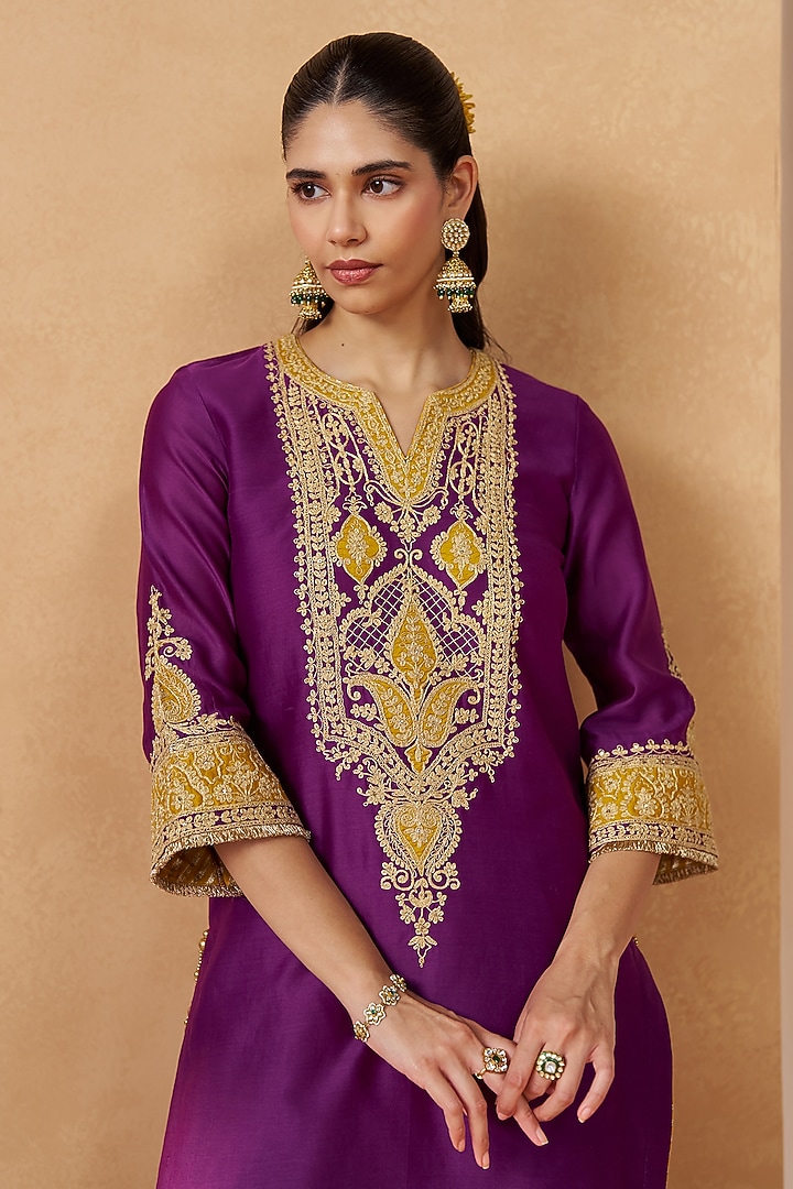 Deep Purple Pure Silk Chanderi Sequin Embroidered Short Kurta Set by Sheetal Batra at Pernia's Pop Up Shop