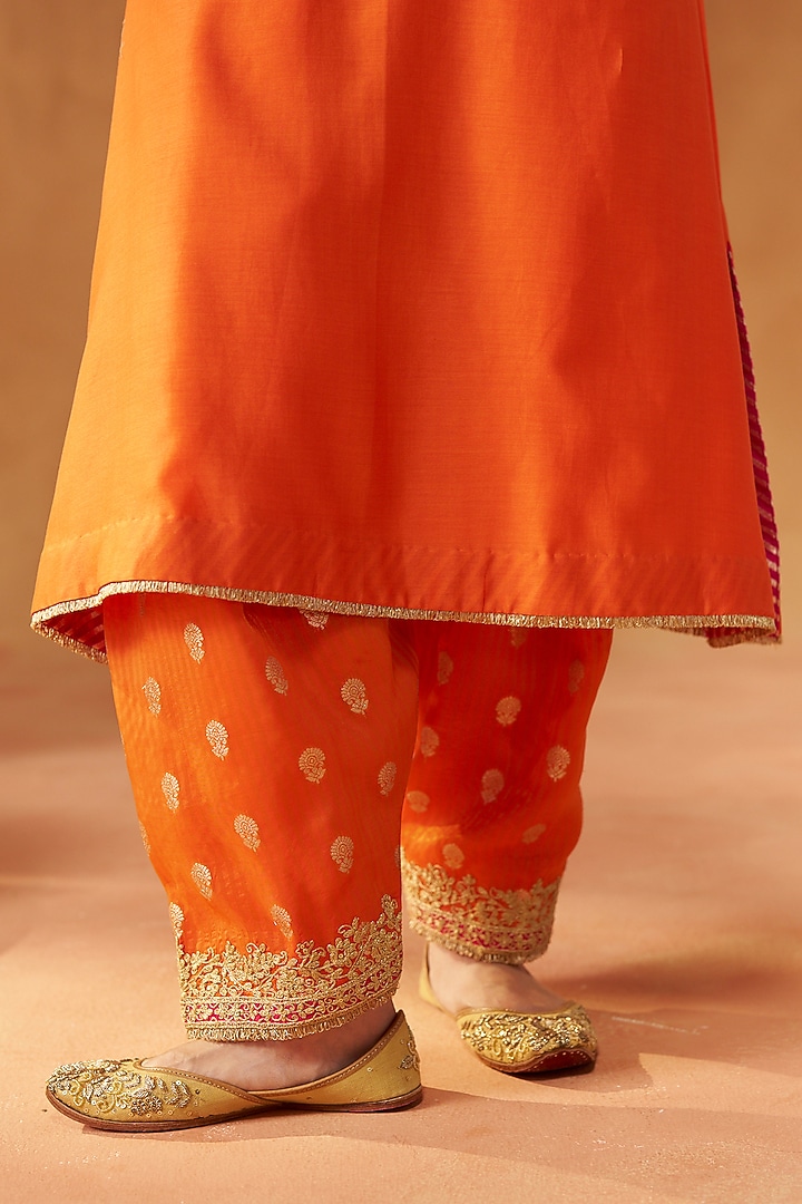Burnt Orange Pure Silk Chanderi Sequin Embroidered Choga Kurta Set by Sheetal Batra at Pernia's Pop Up Shop