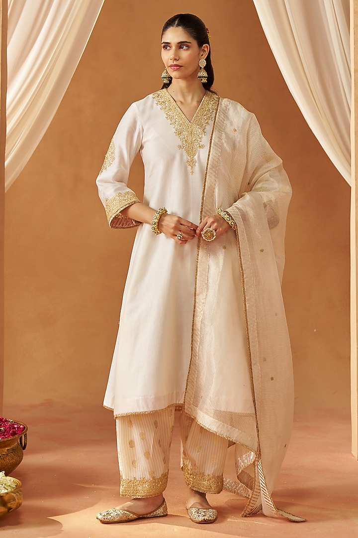 Daisy Ivory Pure Silk Chanderi Sequin Embroidered Choga Kurta Set by Sheetal Batra at Pernia's Pop Up Shop
