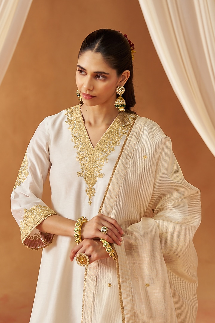 Daisy Ivory Pure Silk Chanderi Sequin Embroidered Choga Kurta Set by Sheetal Batra at Pernia's Pop Up Shop