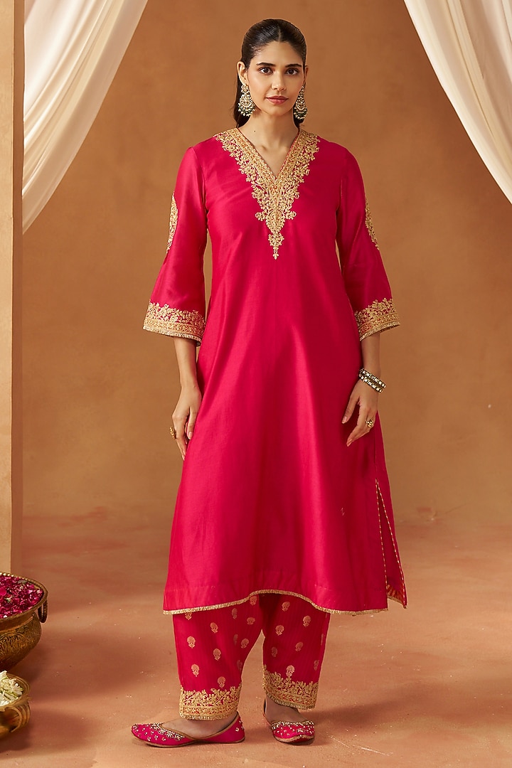 Hot Pink Pure Silk Chanderi Sequin Embroidered Choga Kurta Set by Sheetal Batra at Pernia's Pop Up Shop