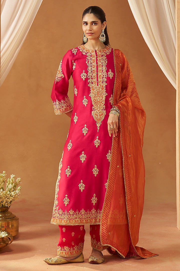 Hot Pink Silk Chanderi Sequin Embroidered Kurta Set by Sheetal Batra at Pernia's Pop Up Shop