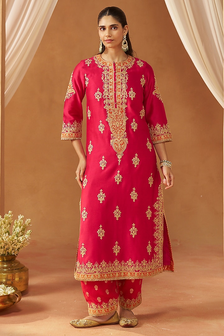 Hot Pink Silk Chanderi Sequin Embroidered Kurta Set by Sheetal Batra at Pernia's Pop Up Shop