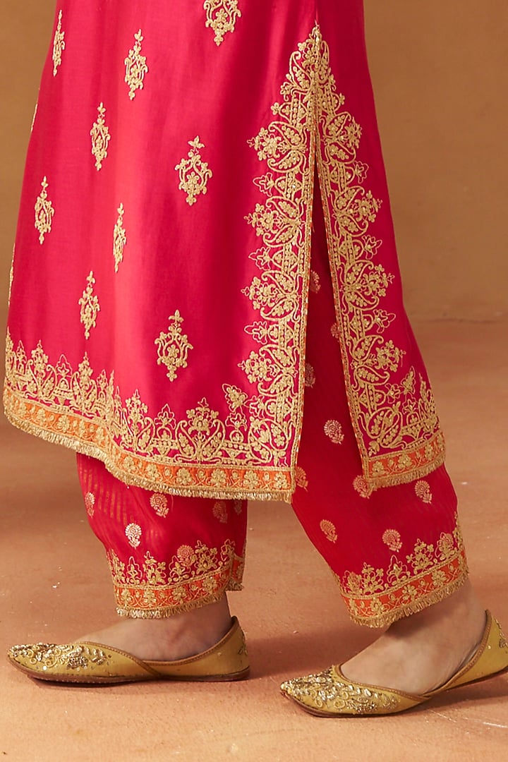 Hot Pink Silk Chanderi Sequin Embroidered Kurta Set by Sheetal Batra at Pernia's Pop Up Shop