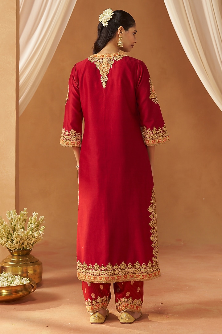Deep Red Silk Chanderi Sequin Embroidered Kurta Set by Sheetal Batra at Pernia's Pop Up Shop