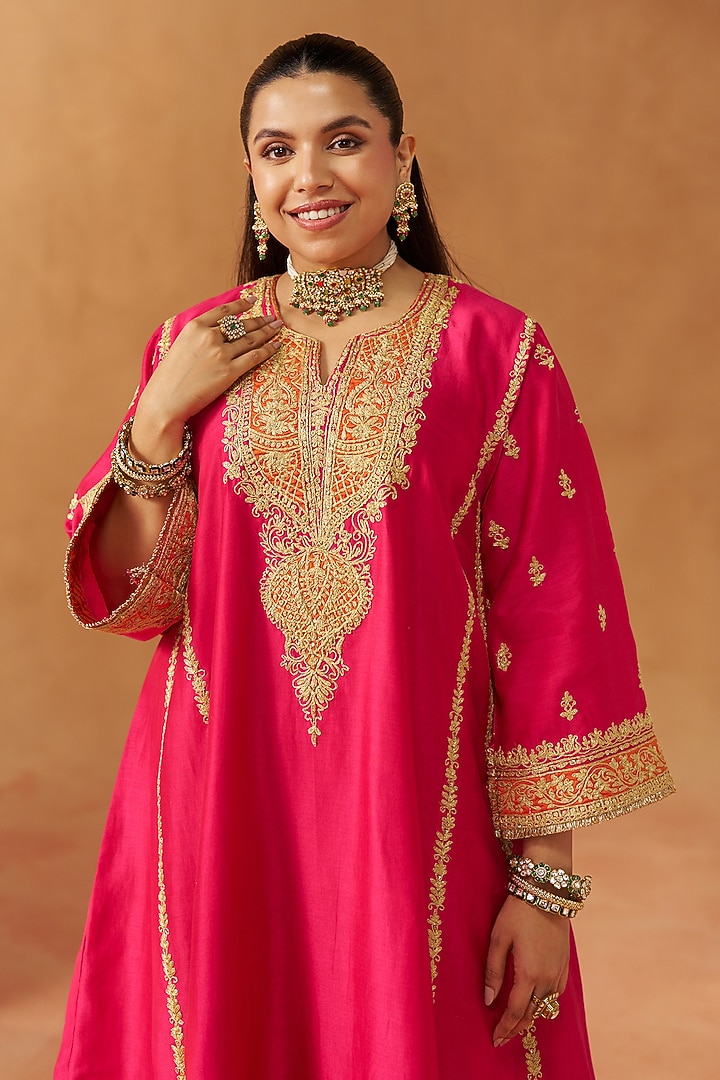 Hot Pink Silk Chanderi Kashmiri Tilla Embroidered Kalidar Kurta Set by Sheetal Batra at Pernia's Pop Up Shop