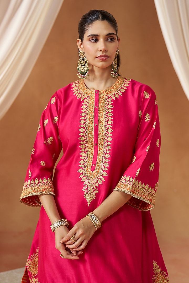 Hot Pink Silk Chanderi Sequin Embroidered A-Line Kaftan Set by Sheetal Batra at Pernia's Pop Up Shop