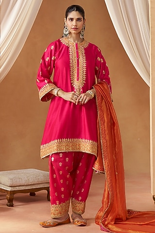 Hot Pink Pure Silk Chanderi Kashmiri Tilla Embroidered Short Kurta Set by Sheetal Batra