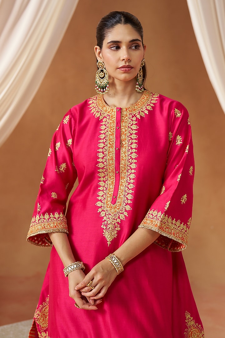 Hot Pink Pure Silk Chanderi Kashmiri Tilla Embroidered Short Kurta Set by Sheetal Batra at Pernia's Pop Up Shop