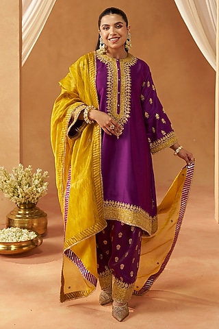 Deep Purple Pure Silk Chanderi Kashmiri Tilla Embroidered Short Kurta Set by Sheetal Batra