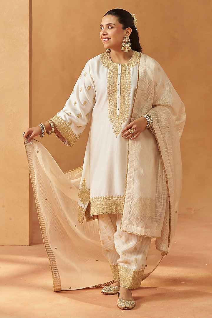Daisy Ivory Silk Chanderi Sequin Embroidered A-Line Kaftan Set by Sheetal Batra at Pernia's Pop Up Shop