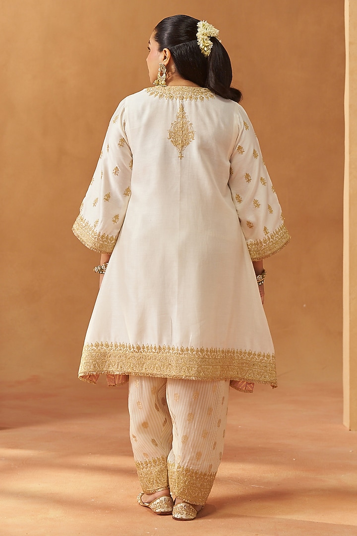 Daisy Ivory Silk Chanderi Sequin Embroidered A-Line Kaftan Set by Sheetal Batra at Pernia's Pop Up Shop