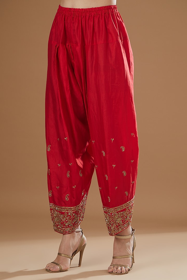 Red Banglore Silk Embroidered A-line Kurta Set by Sheetal Batra at Pernia's Pop Up Shop