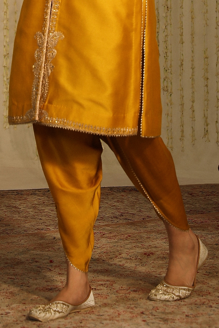 Glaze Mustard Bamberg Satin Dhoti Set by Sheetal Batra at Pernia's Pop Up Shop