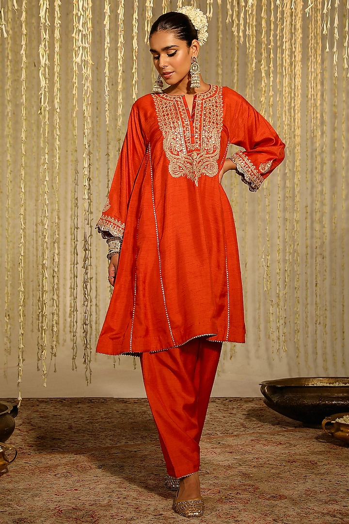 Burnt Orange Pure Silk Embroidered Kurta Set by Sheetal Batra at Pernia's Pop Up Shop