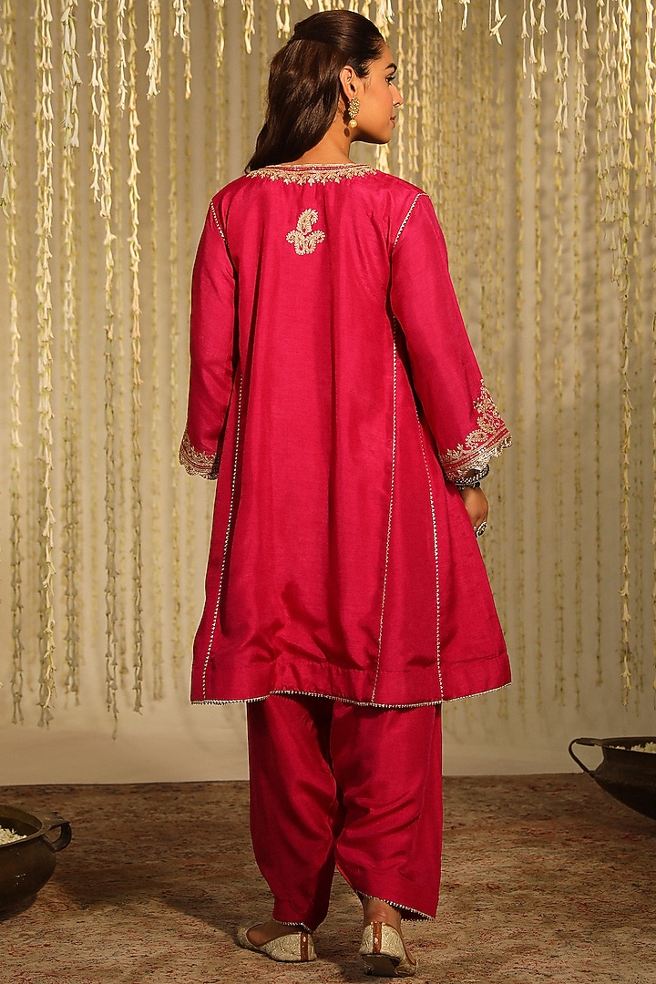 Hot Pink Pure Silk Embroidered Kalidar Kurta Set by Sheetal Batra at Pernia's Pop Up Shop