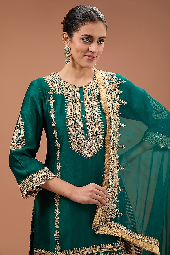 Green Silk Chanderi Kiran Dori Embroidered A-Line Kurta Set by Sheetal Batra at Pernia's Pop Up Shop