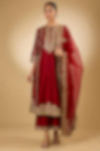 Red Silk Chanderi Kiran Dori Embroidered A-Line Kurta Set by Sheetal Batra at Pernia's Pop Up Shop