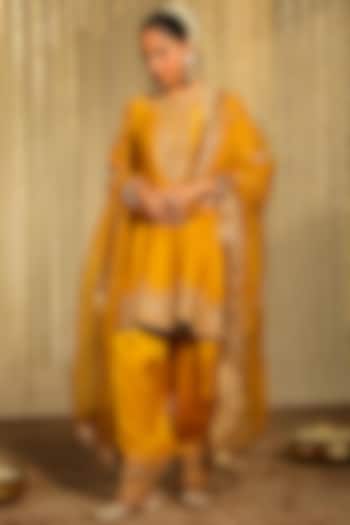 Glaze Mustard Silk Chanderi Embroidered Kalidar Kurta Set by Sheetal Batra at Pernia's Pop Up Shop