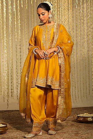 Glaze Mustard Silk Chanderi Embroidered Kalidar Kurta Set by Sheetal Batra