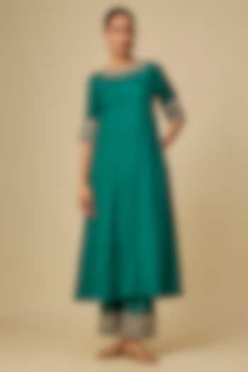 Green Habutai Silk Zardosi Embroidered Kurta Set by Sheetal Batra at Pernia's Pop Up Shop