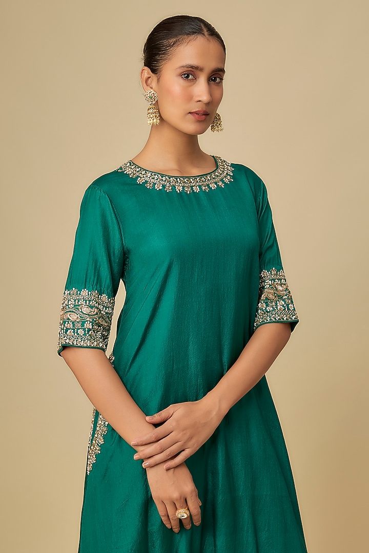 Green Habutai Silk Zardosi Embroidered Kurta Set by Sheetal Batra at Pernia's Pop Up Shop