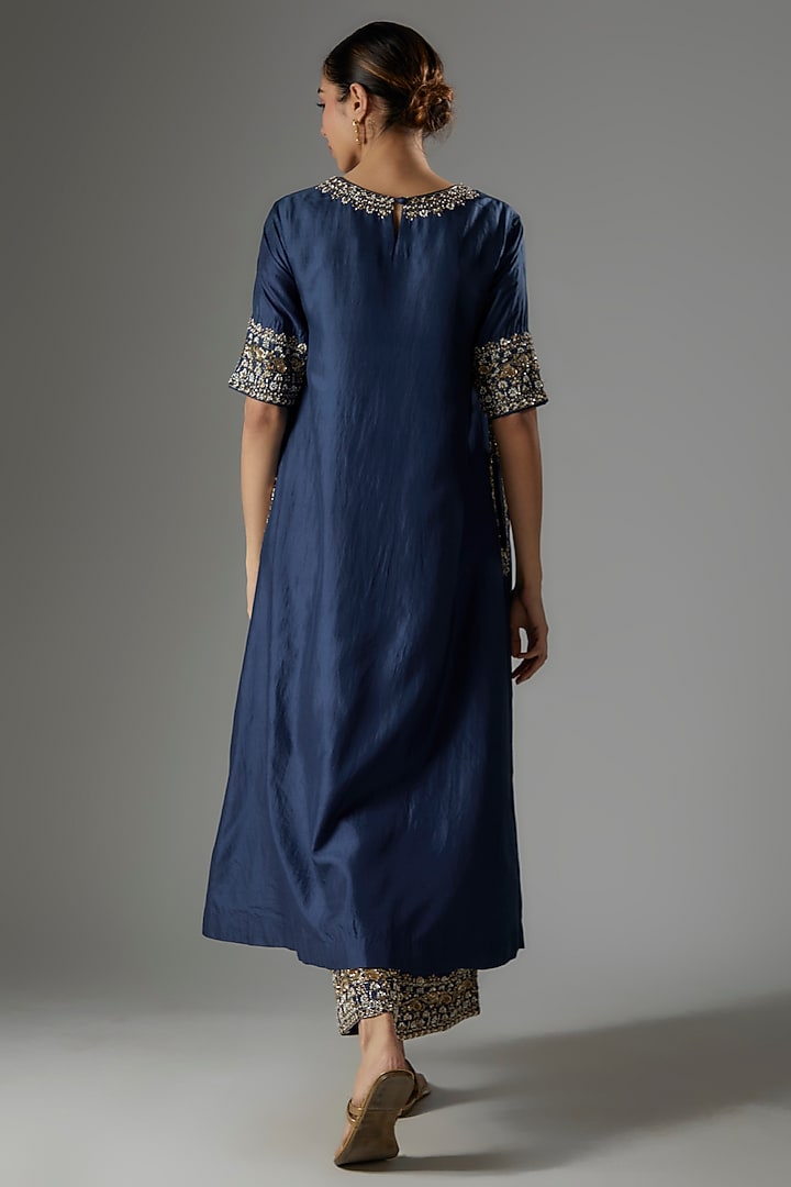 Blue Habutai Silk Zardosi Embroidered Kurta Set by Sheetal Batra at Pernia's Pop Up Shop