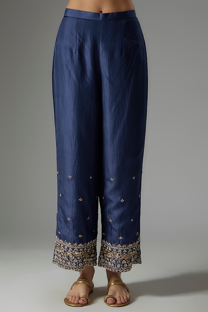 Blue Habutai Silk Zardosi Embroidered Kurta Set by Sheetal Batra at Pernia's Pop Up Shop