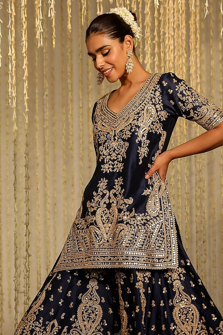 Deep Blue Pure Silk Chanderi Sitara Embroidered Straight Kurta Set by Sheetal Batra at Pernia's Pop Up Shop