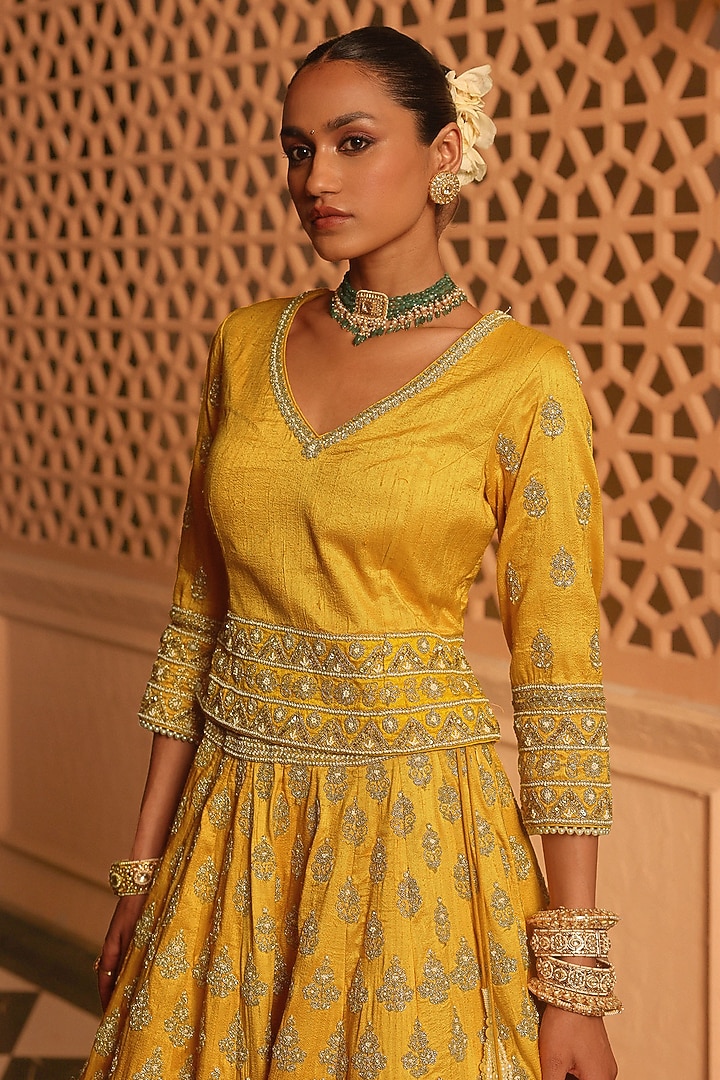 Mustard Raw Silk Zardosi & Dabka Embroidered Bridal Lehenga Set by Sheetal Batra at Pernia's Pop Up Shop