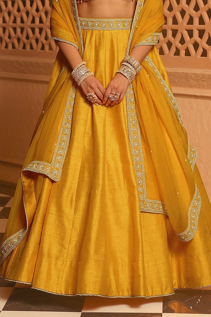 Mustad Raw Silk Zardosi & Dabka Embroidered Wedding Lehenga Set by Sheetal Batra at Pernia's Pop Up Shop