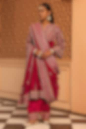 Hot Pink Silk Chanderi Kashmiri Tilla Embroidered Kurta Set by Sheetal Batra