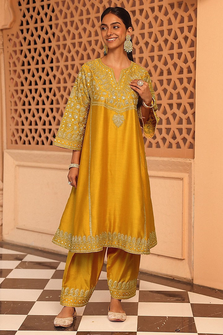 Mustard Silk Chanderi Kashmiri Tilla Embroidered Kurta Set by Sheetal Batra