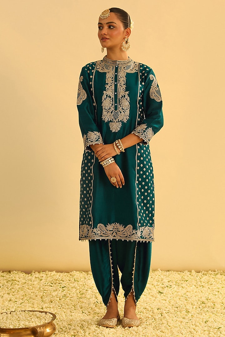 Emerald Green Luxe Chanderi Silk Kashmiri Tilla Embroidered Kurta Set by Sheetal Batra