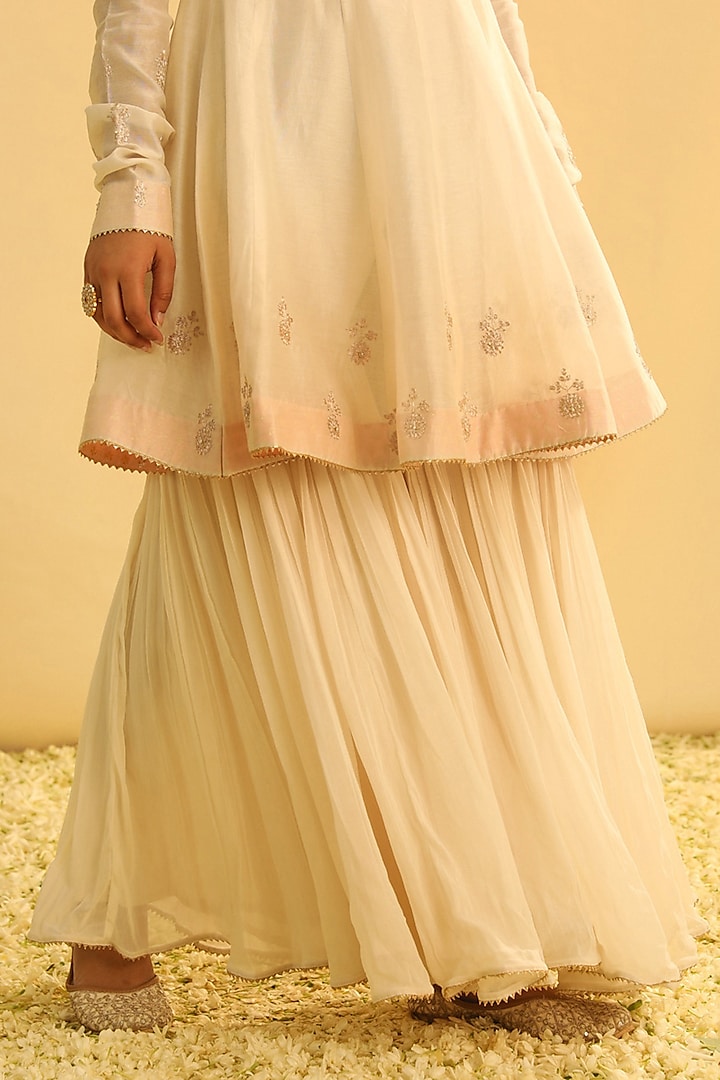 Daisy Ivory Georgette Kashmiri Tilla Embroidered Gharara Set by Sheetal Batra at Pernia's Pop Up Shop