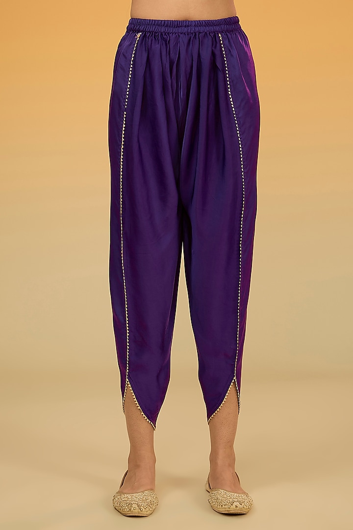 Purple Silk Chanderi Gota Hand Embroidered Kurta Set by Sheetal Batra at Pernia's Pop Up Shop