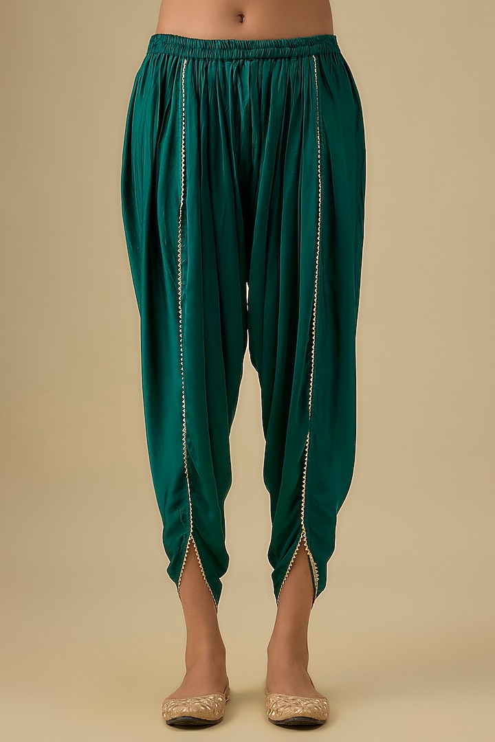 Green Silk Chanderi Kashmiri Tilla Embroidered Kurta Set by Sheetal Batra at Pernia's Pop Up Shop