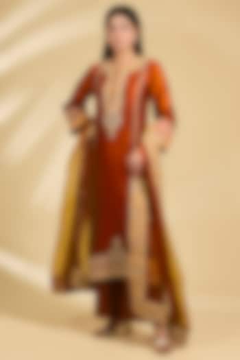 Orange Silk Chanderi Kashmiri Embroidered Kurta Set by Sheetal Batra at Pernia's Pop Up Shop