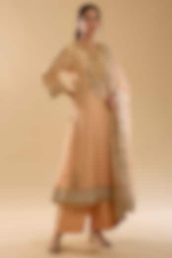 Rose Pink Silk Chanderi Kashmiri Tilla Embroidered Kurta Set by Sheetal Batra at Pernia's Pop Up Shop