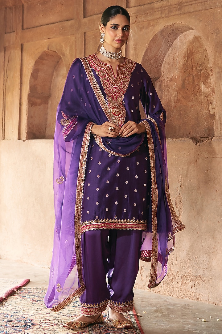 Deep Purple Silk Chanderi Banarasi Gota Patti Embroidered Kurta Set by Sheetal Batra at Pernia's Pop Up Shop