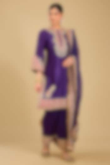 Purple Silk Chanderi Tilla Embroidered Kurta Set by Sheetal Batra at Pernia's Pop Up Shop